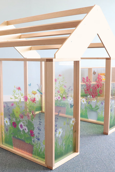 Nature View Play Greenhouse
