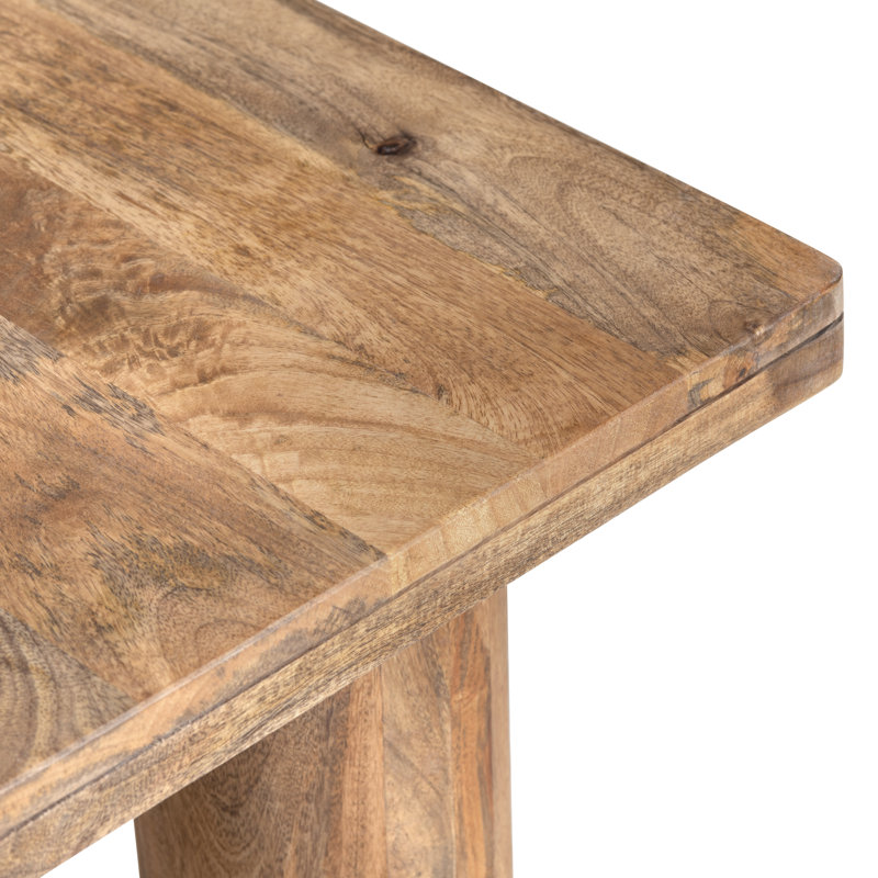 Table carrée décorative