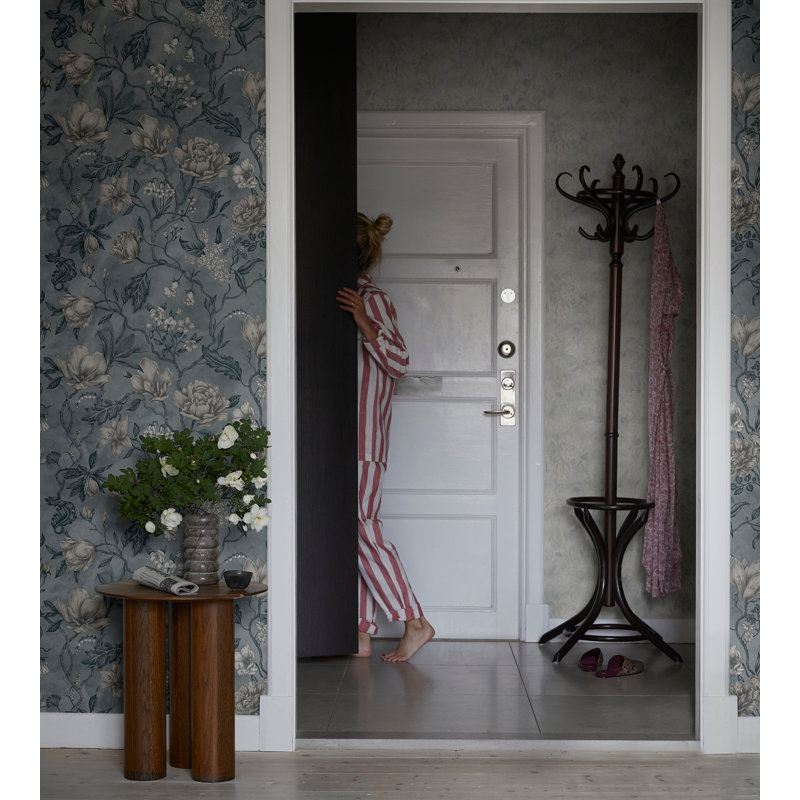 Kolonin Floral Wallpaper Roll, Misty Blue