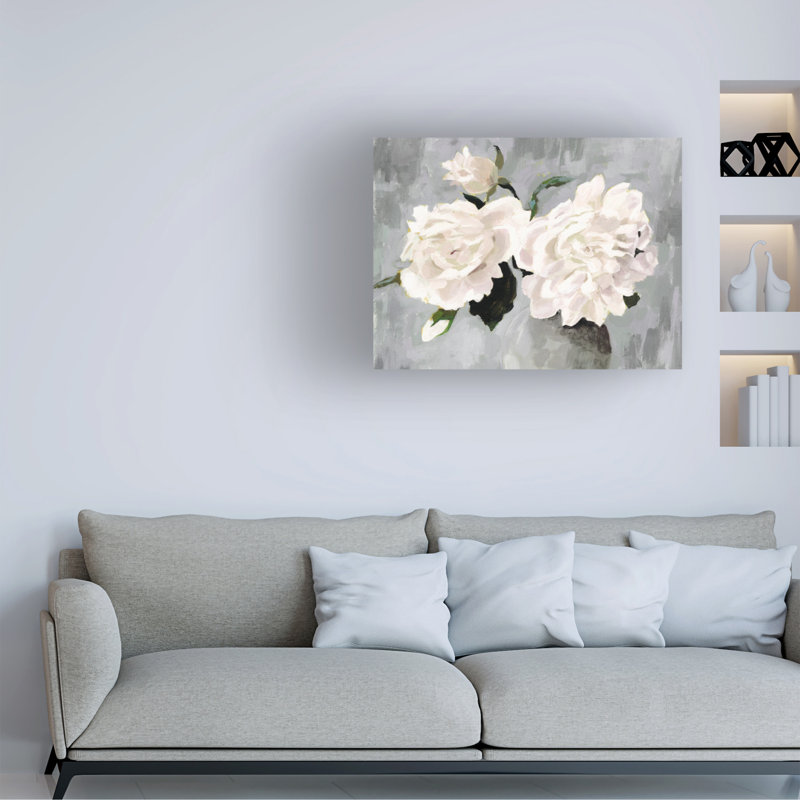 «White Blooms In Grey Vase I» sur, H 24 po x l 32 po