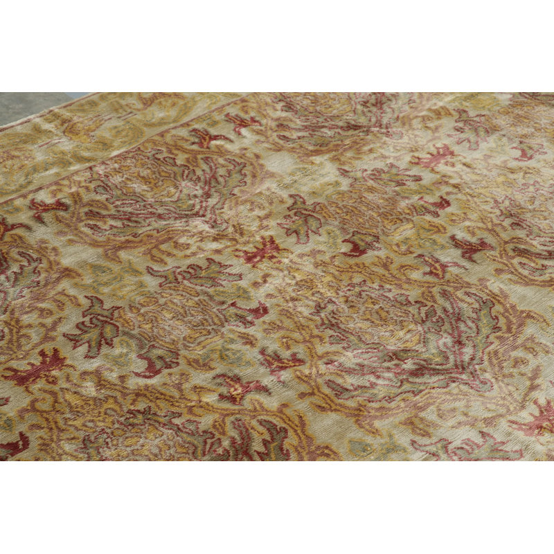 Rug & Kilim’S European Style Rug In Gold With Floral Patterns “Granada”