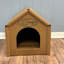  Maison de chat confortable avec des patins à griffer, maison de chat en carton ondulé - de taille moyenne, robuste et écologique, refuge de chat parfait pour les chats d'intérieur.