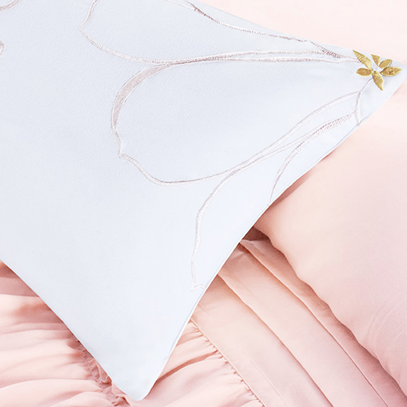 Édredon et oreiller Blush Ruffled, Édredon double et 5 pièces supplémentaires