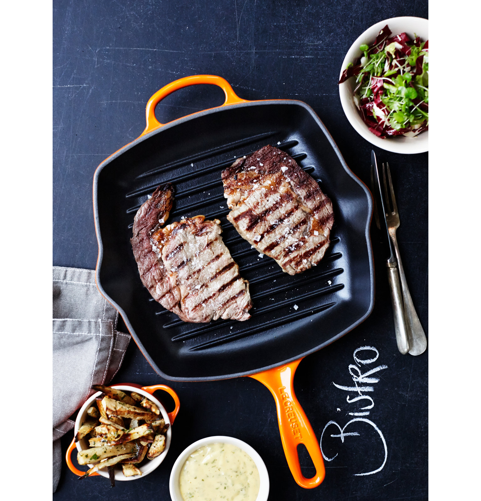 Le Creuset Signature 10" Skillet Grill, Flame