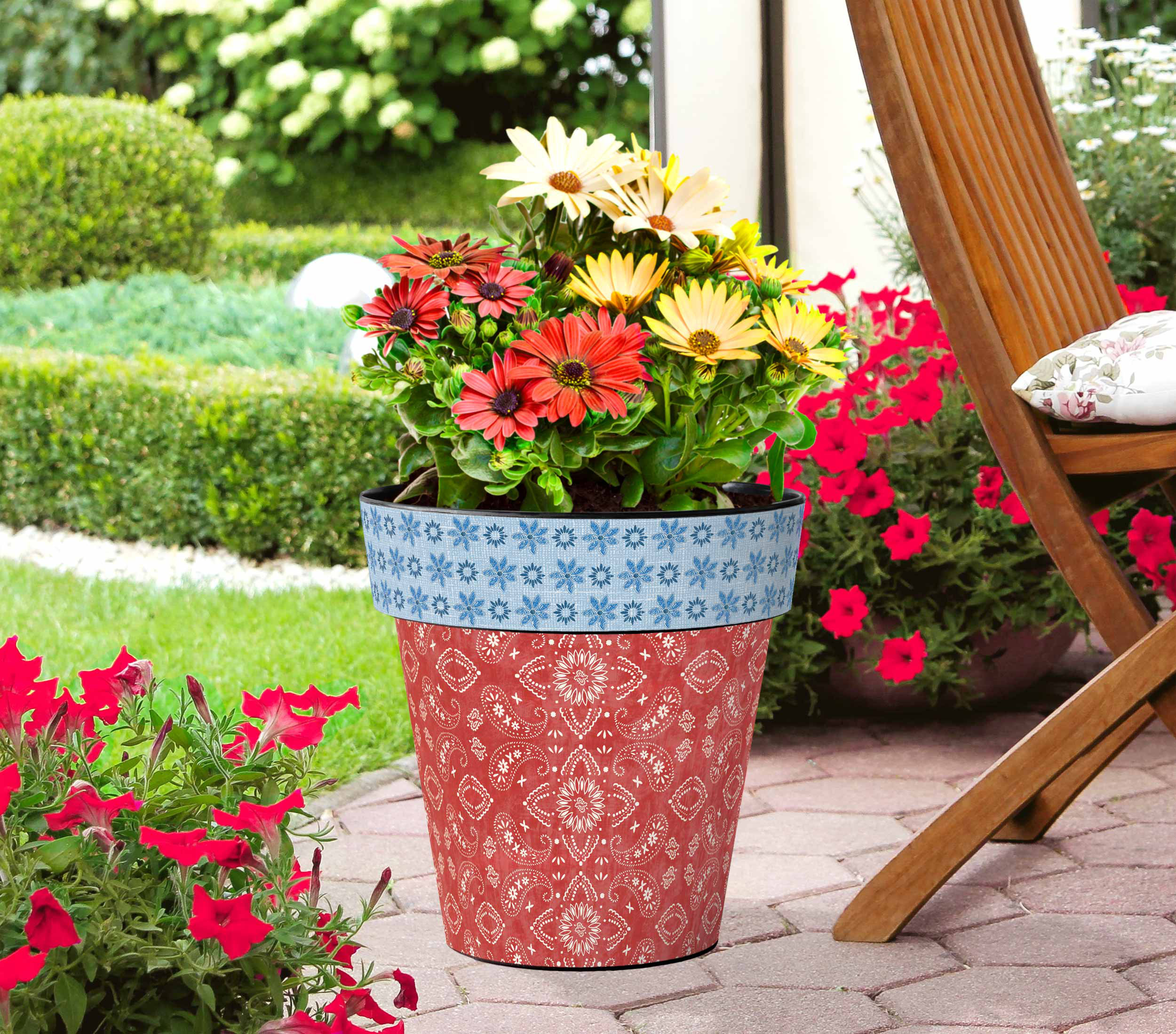 Studio M Patriotic Pinwheels Red Bandana Decorative Art Pot Planter For