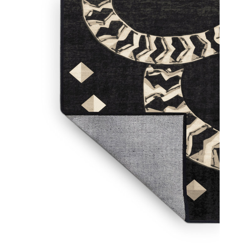 Tapis géométrique noir lavable à la machine Elida Quetzalcoatl, 4 x 6