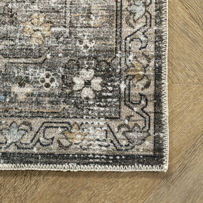 Gracie SpinClean Distressed Medallion Machine Washable Area Rug, Rectangle 8' x 10'