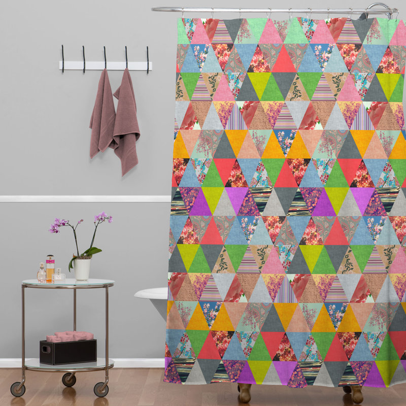 Rideau de douche simple perdu en pyramide