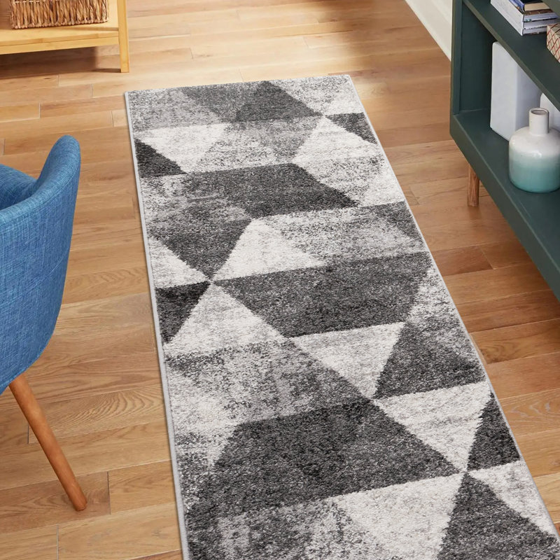 Suzan Grey White Black Geometric High-Traffic Area Rug, Runner 2'0'' x 7'7''