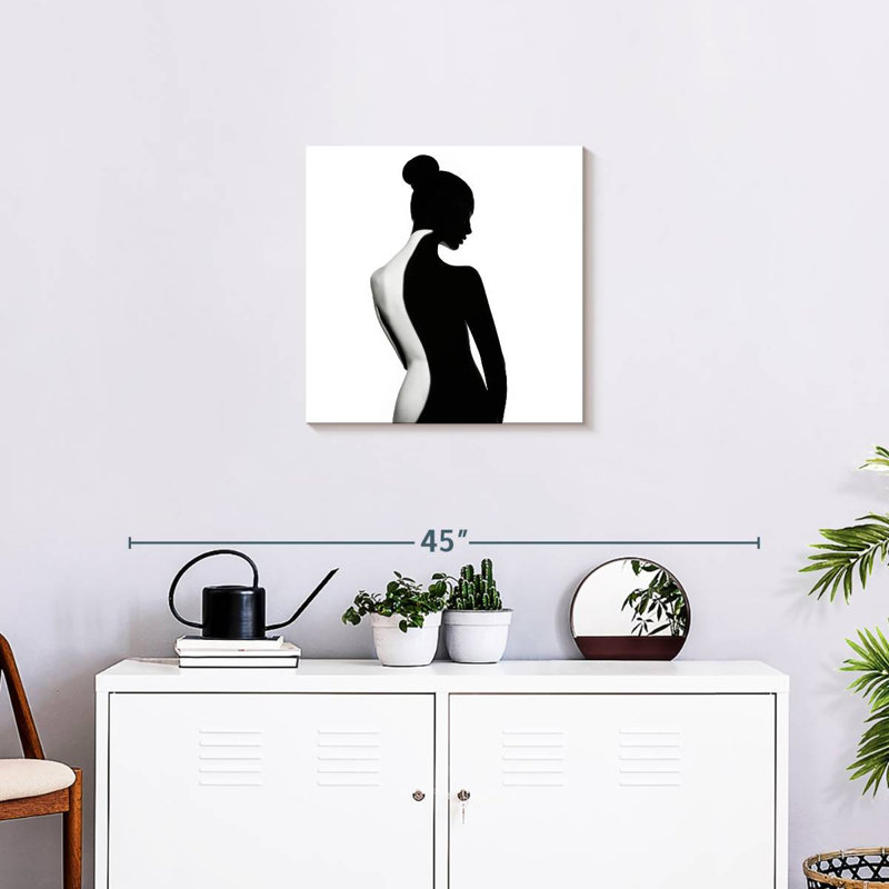 Silhouette créative de femme, H 20 po x l 20 po