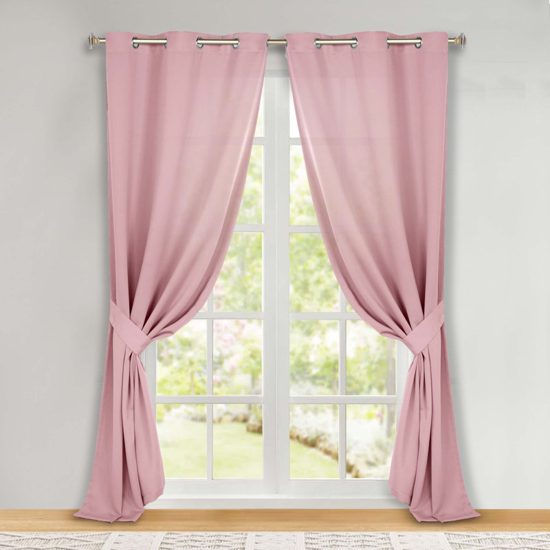 Paire de rideaux obscurcissant avec œillets Millendon, Rose, L 52 po x L 72 po