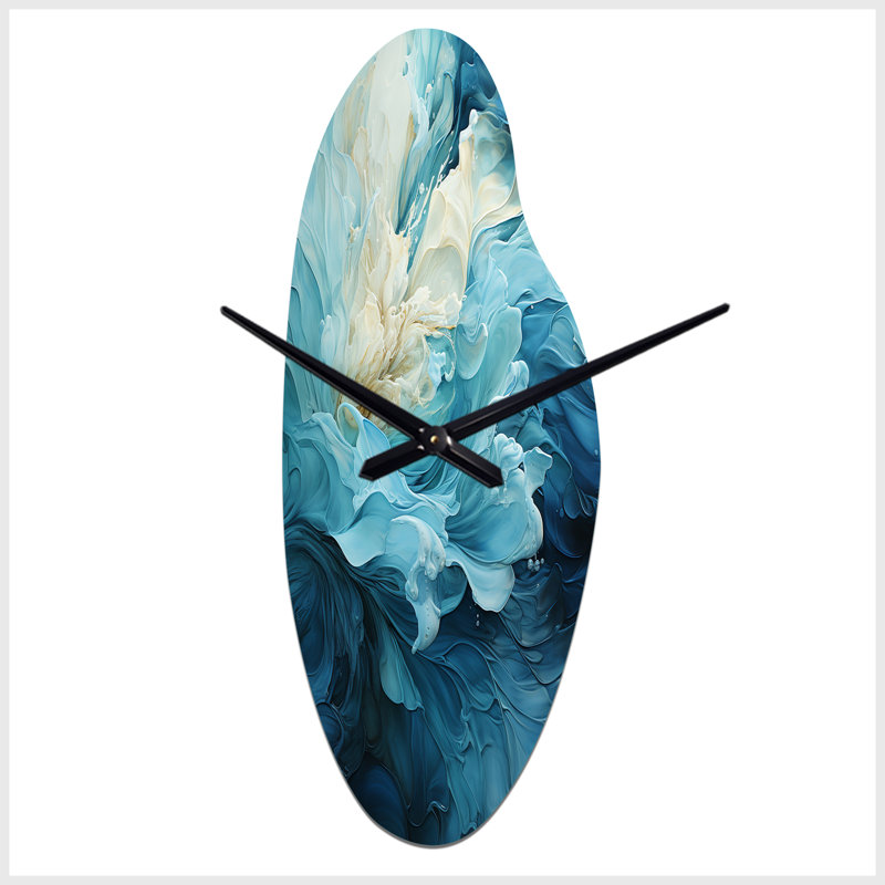Turquoise bleu et blanc Serenity Swirl III - horloge spirale abstraite en métal, impression d'horloge murale asymétrique moderne
