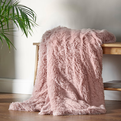 Cuddly Faux Fur 150x200cm Throw