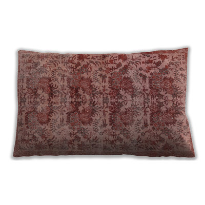 Traditional 3996 Throw Pillow