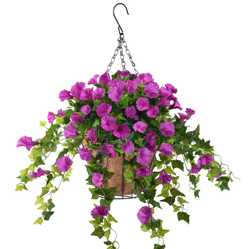 Arrangement floral dans un panier