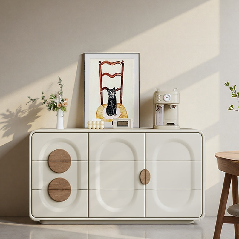 Armoire d'entrée Mid-Century en bois massif crème