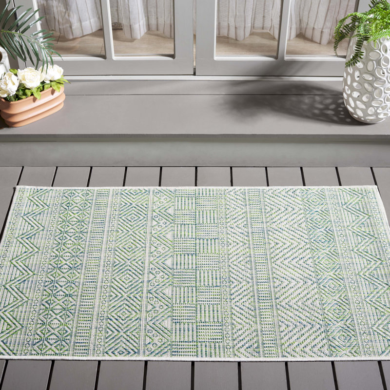 Altia Performance Southwestern Indoor/Outdoor Area Rug, Rectangle 2'7" x 5'