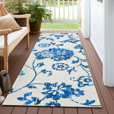 Malek Washable Floral Indoor / Outdoor Rug