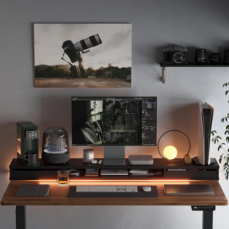 Bureau debout Nebraska, Fibre de carbone noire / noir, H 47 po x l 55 po x P 26 po
