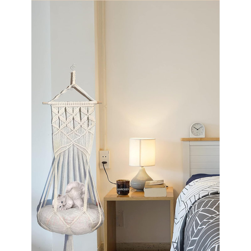 Lit suspendu Macrame