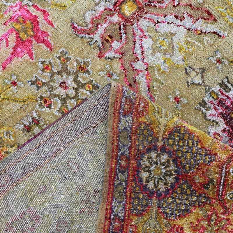 Yellow Alchemy Traditional Wool Rug - 6'11" x 10'8"