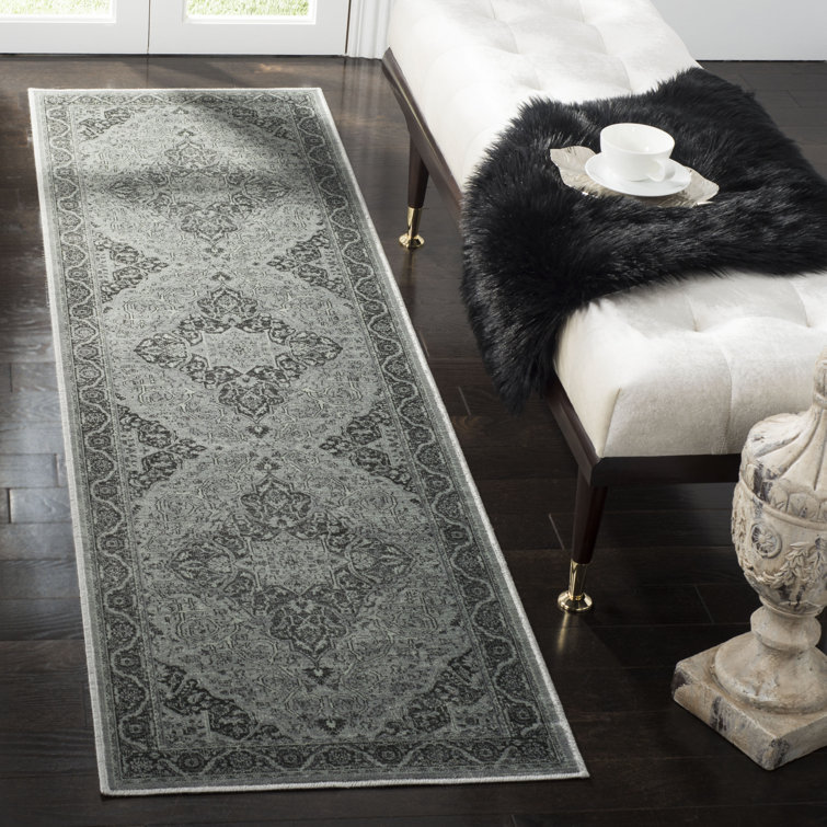 Amayah Oriental Hand Woven Area Rug