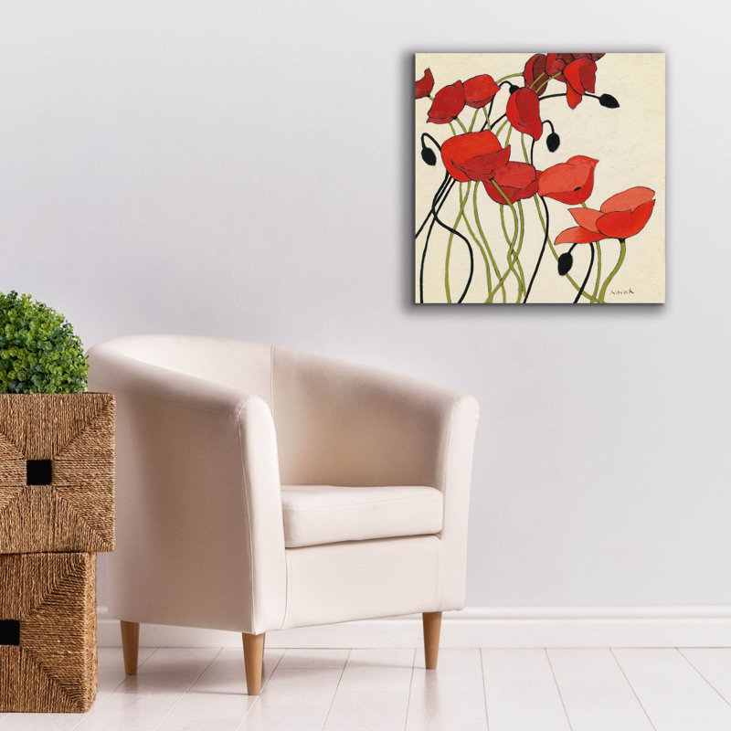 «Poppies And Cream 1» par Shirley Novak, art mural sur toile, H 26 po x l 26 po x P 1,5 po