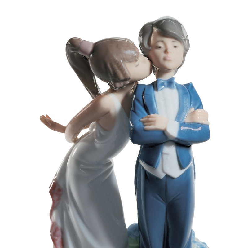 Let's Make up! Children Figurine