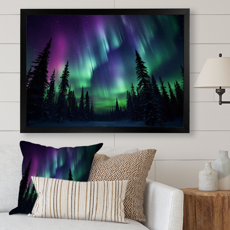 «Scenic Landscape Dancing Northern Ligths I», reproduction d'art sur toile, H 12 po x l 20 po x P 1 po, Cadre simple noir