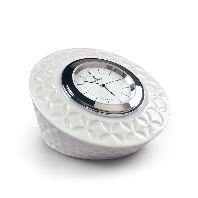 Hitoiki Analog Porcelain Mechanical Tabletop Clock in White