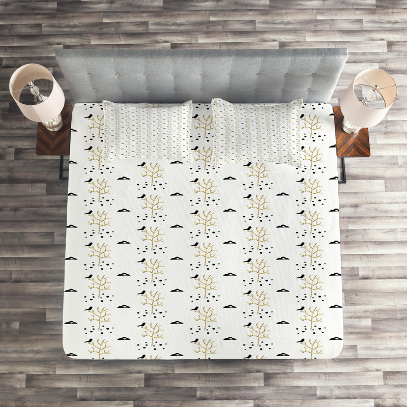 Farmhouse / Country Polyester Coverlet, King Bedspread + 2 Shams, Animals