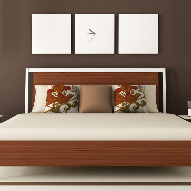 Coussin The Bird, 16 po x 16 po