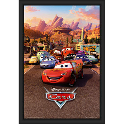 Cars - affiche d'art encadrée à une feuille - 24 x 36 pouces - Cadre en bois d'ingénierie avec plexiglas