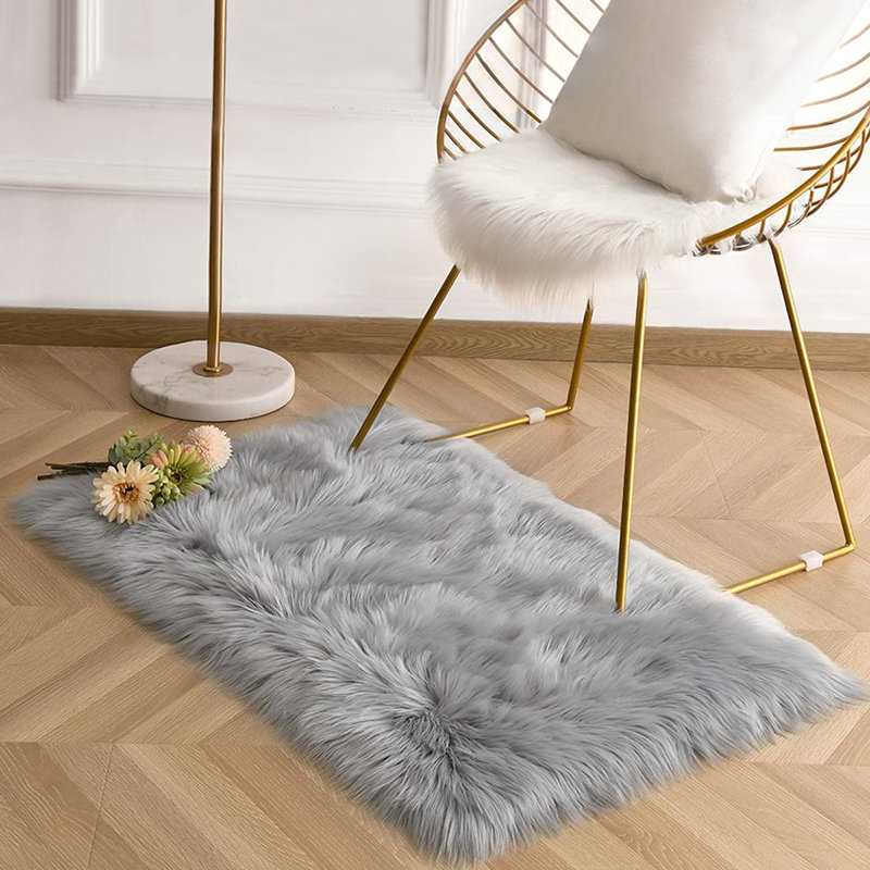 Levata Faux Sheepskin Indoor Rug, Rectangle 3' x 4'