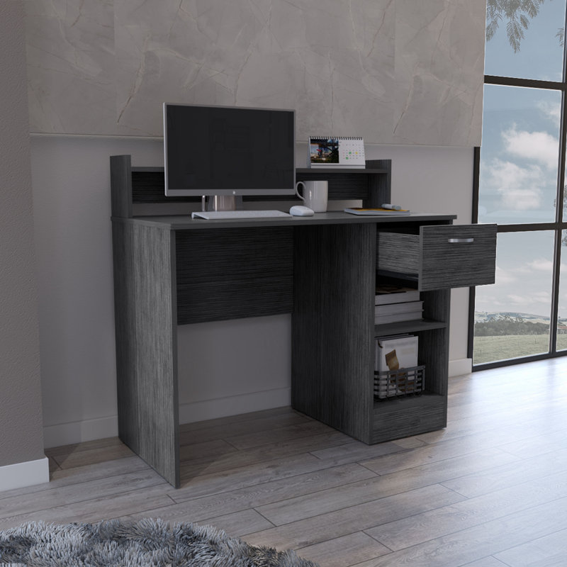 Bureau d'ordinateur Delmar avec tablettes de rangement ouvertes et tiroir simple, finition wengé noir, Chêne fumé