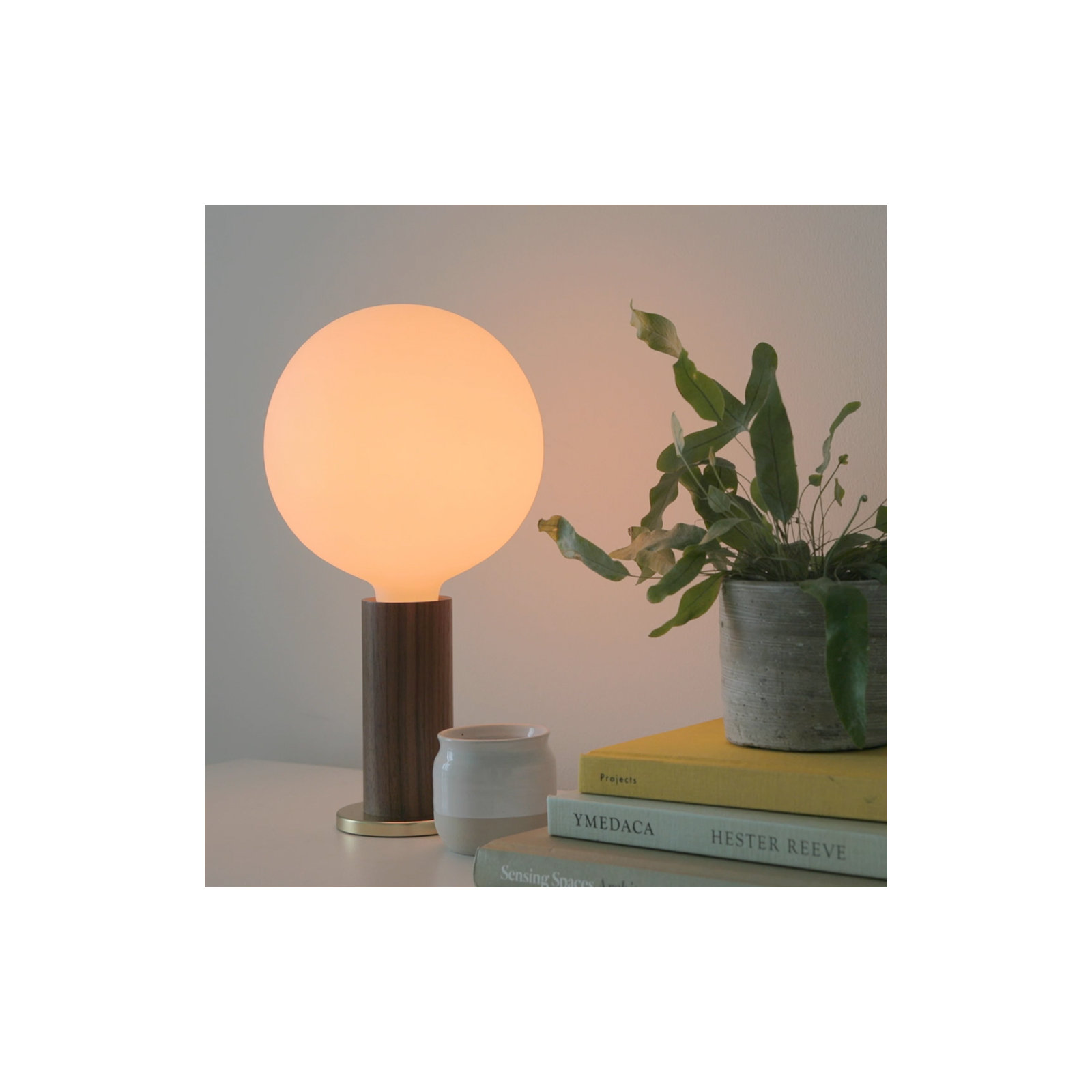 Knuckle Globe Lamp, Walnut