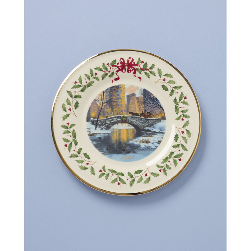 2025 Annual Holiday Plate