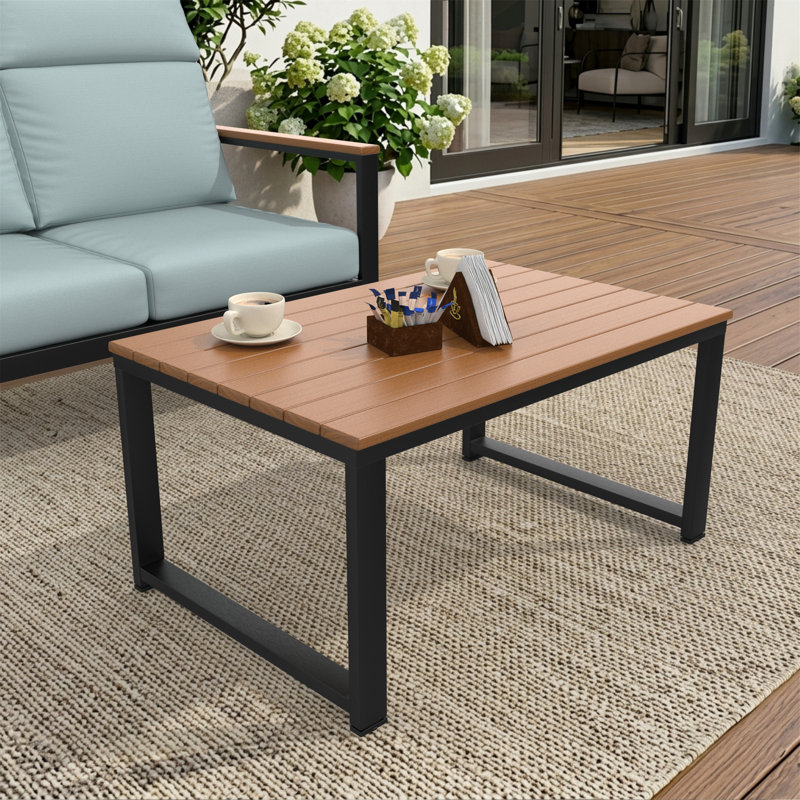 Table basse d'extérieur en métal Townsend, l 23,6 po x P 35,4 po, Acajou