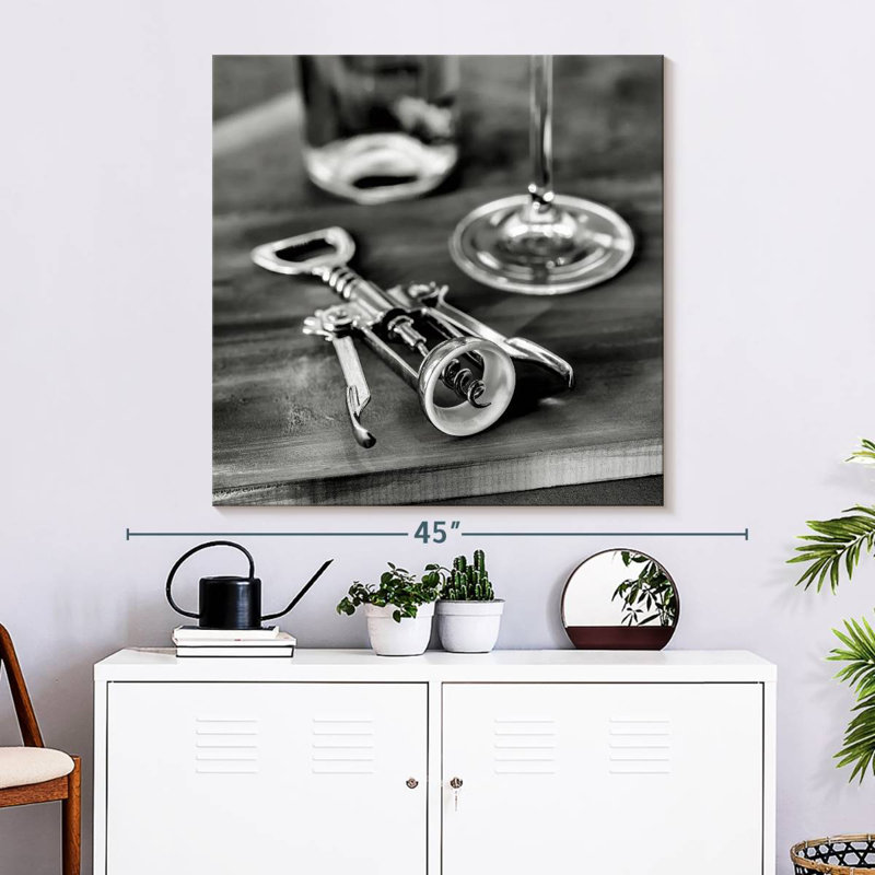 Senne Corks II, 33" H x 33" W