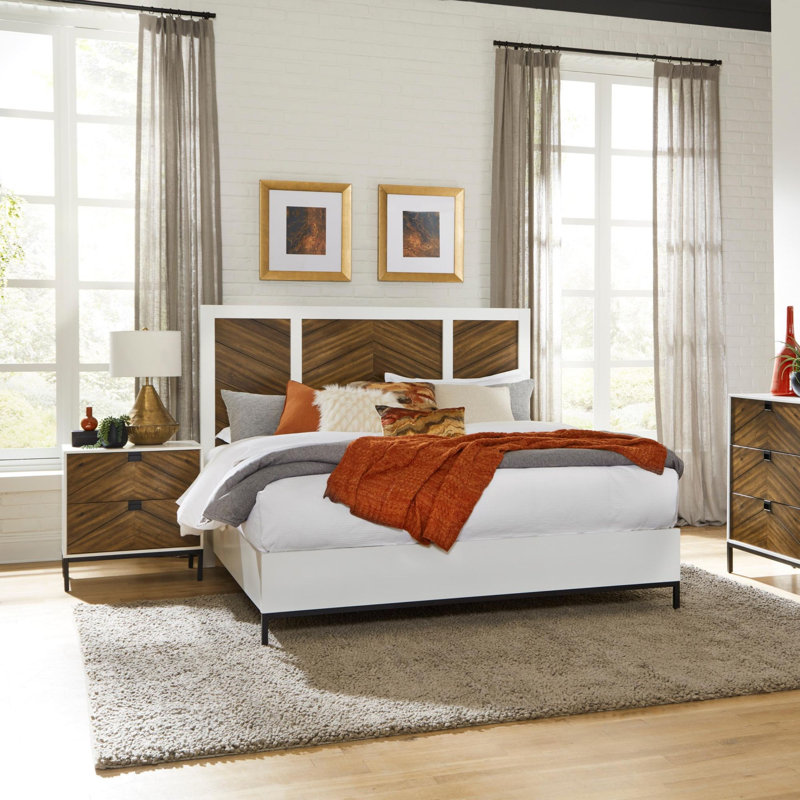 Jernice Standard Bed, King