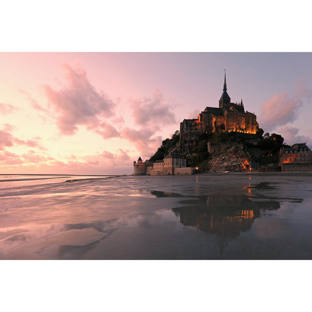 Mont Saint Michel von JurgaR - Kunstdrucke auf Leinwand