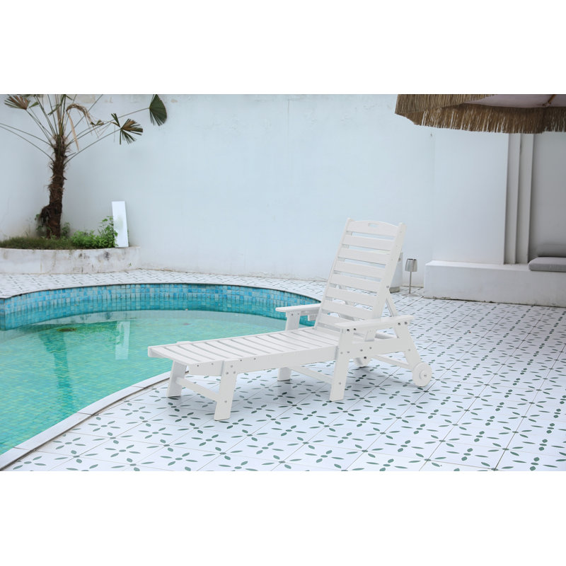 Lounge Chair Outdoor With Wood Texture, Oversized Chaise Lounge Chair With 5 Positions, HDPE, Patio Lounge Chair With Wheels & Cup Holder For Pool, Deck, Poolside, White