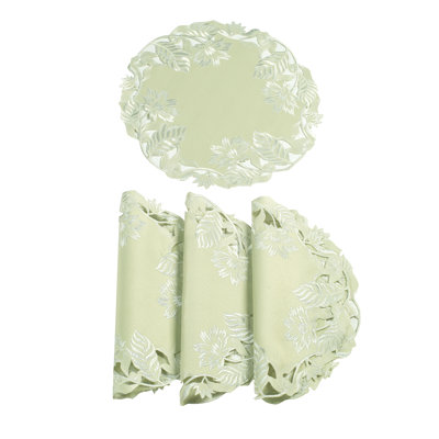 Ensemble de napperons en lin vert clair de la collection Daulton pour décor de table de salle à manger et de Noël