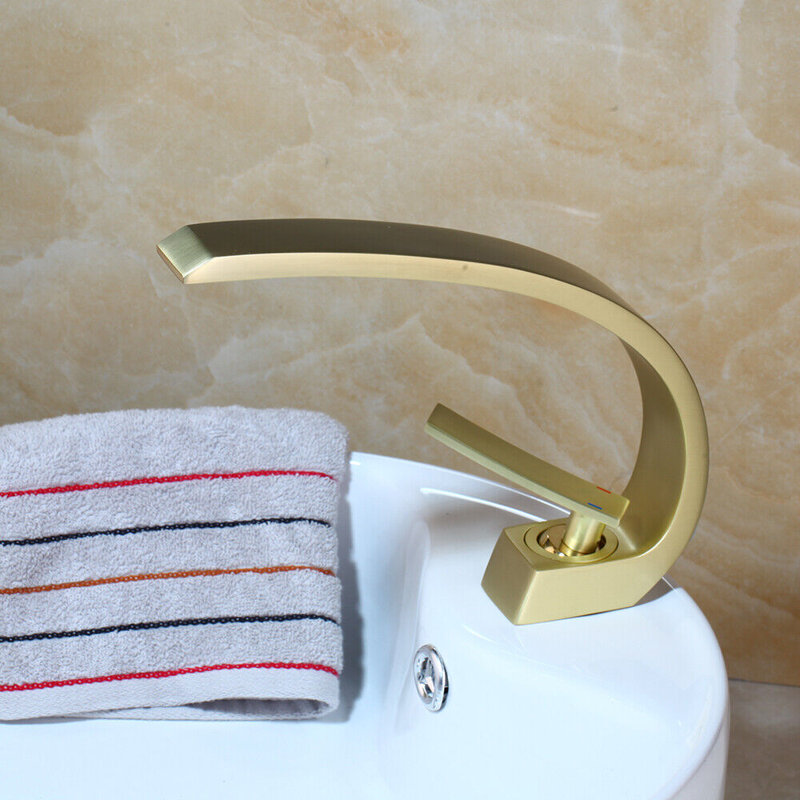 Single-Hole Single-handle Bathroom Faucet, Brushed Gold