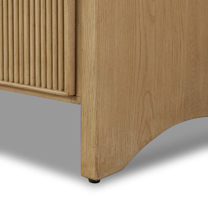 Hazel 6 Drawer Dresser-Light Wash Oak