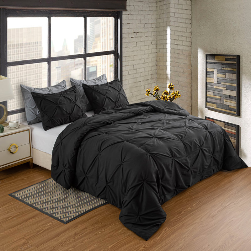 Vintage Polyester Geometric Shapes Comforter Set, Black, Queen Comforter + 2 Standard Shams