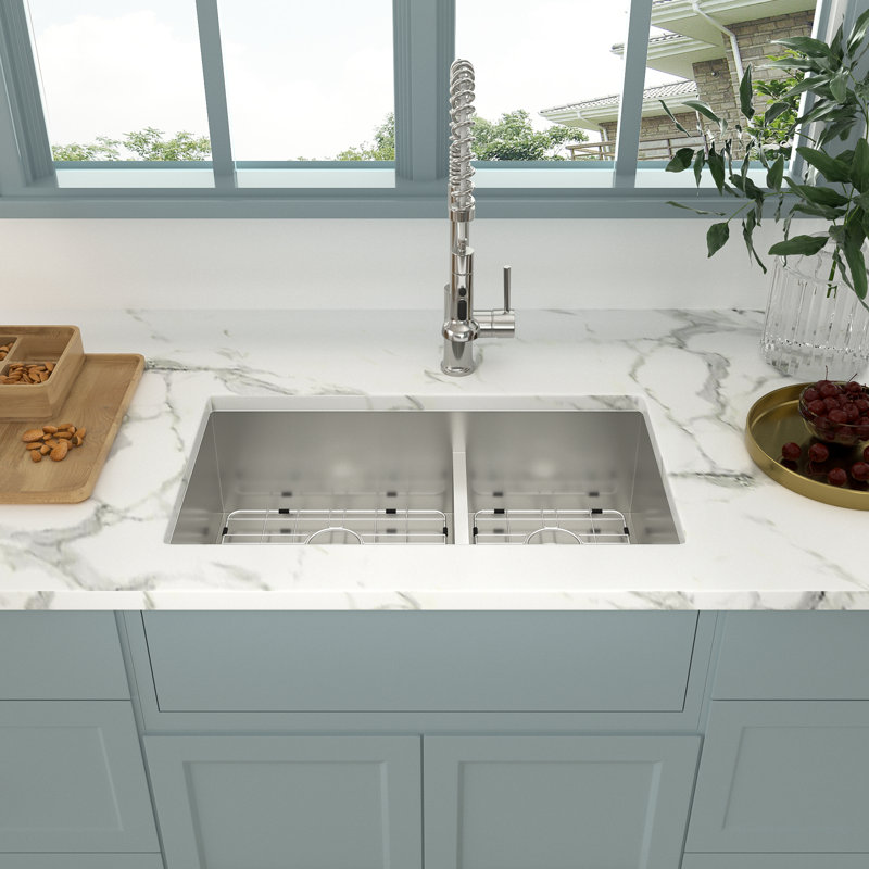 Évier de cuisine en acier inoxydable 304 à montage sous plan double l 64 po x P 19 po avec crépine à panier inférieur et grille de séchage