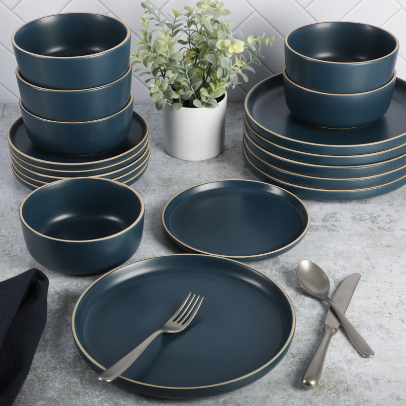 Gibson Soho Lounge Matte 18 Piece Dinnerware Set, Service for 6, Cobalt