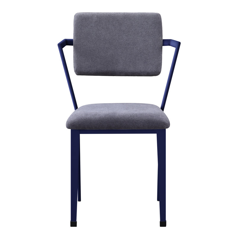 Chaise de bureau confortable en gris et bleu avec un rembourrage en métal robuste et des pieds polyvalents et respirants