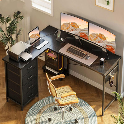 Brenice L-Shaped Steel with Built-In Electrical Outlet